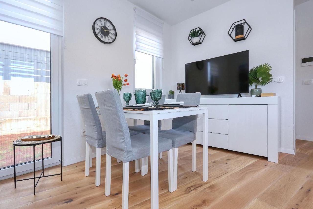 Apartment Garden Ζαντάρ Εξωτερικό φωτογραφία